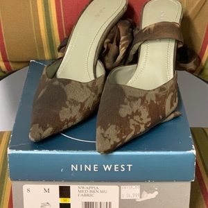 Nine West ladies shoes.